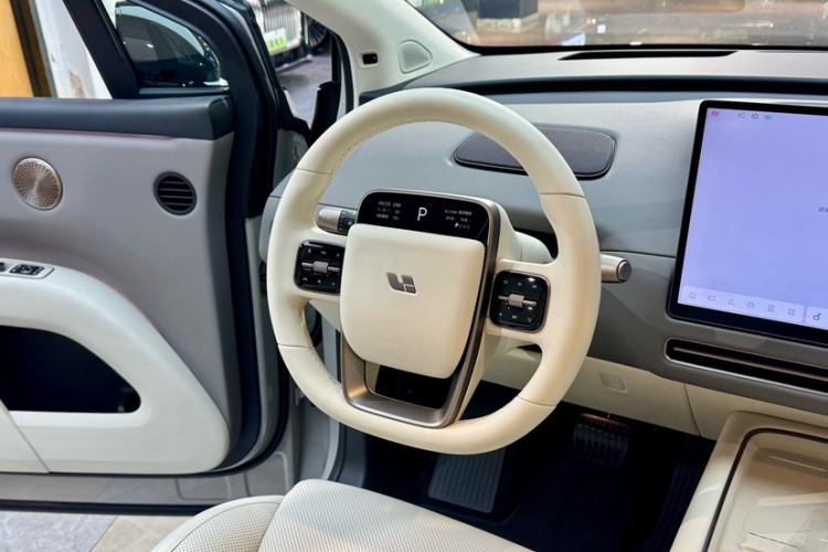 Used Li Auto i8 2025 Model Standard Version Interior 6