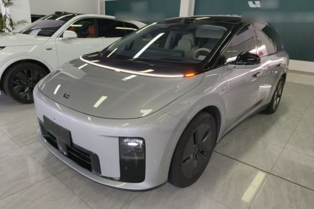 Used Li Auto i8 2025 Model Standard Version