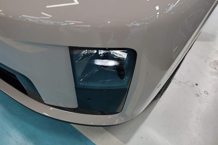 Used Li Auto i8 2025 Model Standard Version Left Front Headlight