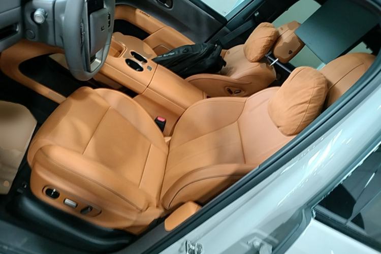 Used Li Auto i8 2025 Model Standard Version Left Front Seat