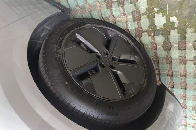 Used Li Auto i8 2025 Model Standard Version Left Front Wheel Hub