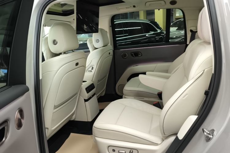 Used Li Auto i8 2025 Model Standard Version Left Rear Seat