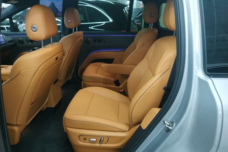 Used Li Auto i8 2025 Model Standard Version Left Rear Seat