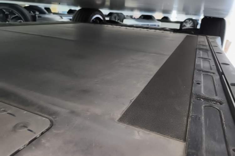Used Li Auto i8 2025 Model Standard Version Left Side Sill