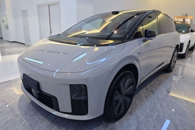Used Li Auto i8 2025 Model Standard Version