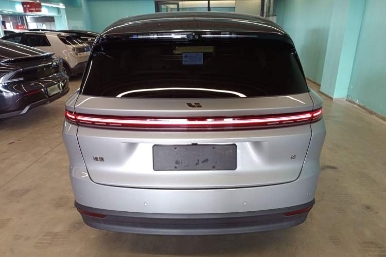 Used Li Auto i8 2025 Model Standard Version Rear