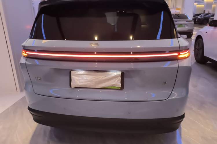 Used Li Auto i8 2025 Model Standard Version Rear