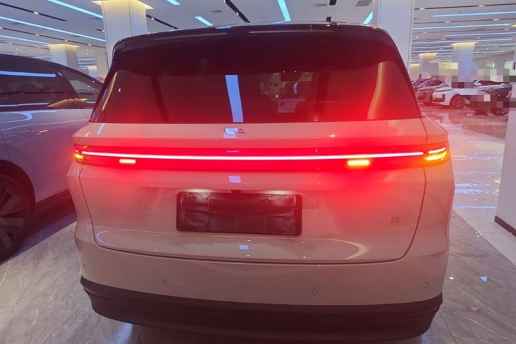 Used Li Auto i8 2025 Model Standard Version Rear