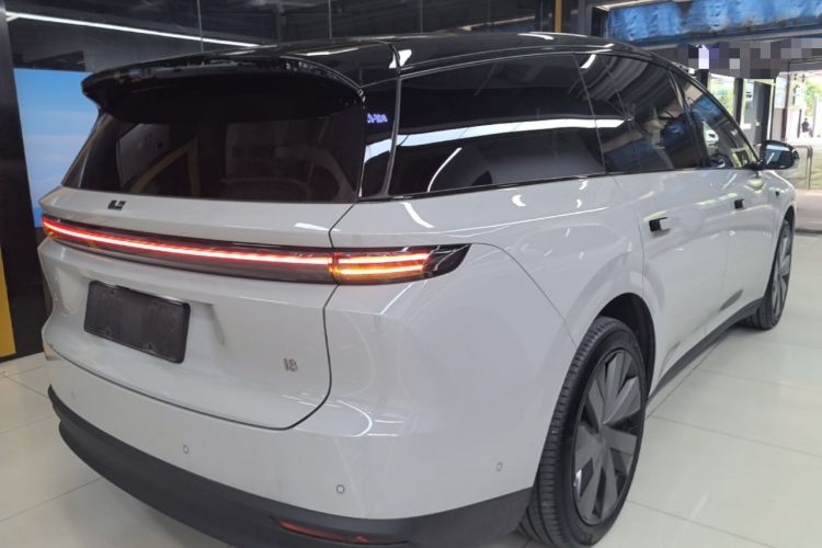 Used Li Auto i8 2025 Model Standard Version Rear Right 45 Deg