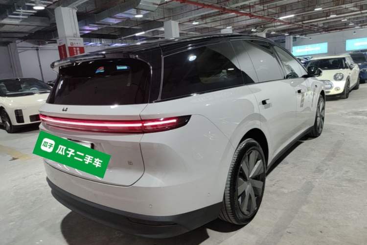 Used Li Auto i8 2025 Model Standard Version Rear Right 45 Deg