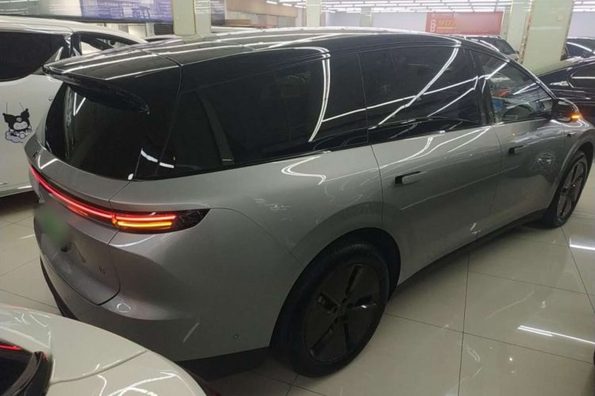 Used Li Auto i8 2025 Model Standard Version Rear Right 45 Deg