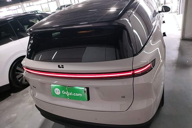 Used Li Auto i8 2025 Model Standard Version Rear