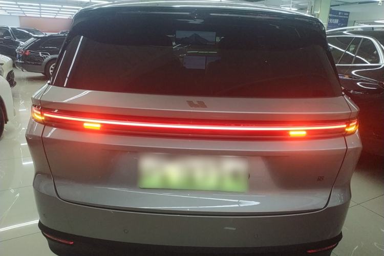 Used Li Auto i8 2025 Model Standard Version Rear