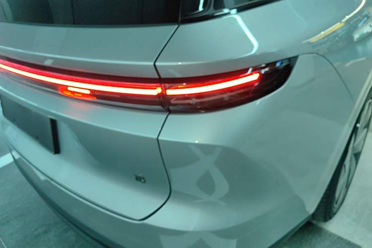 Used Li Auto i8 2025 Model Standard Version Right Rear Taillight