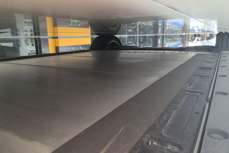 Used Li Auto i8 2025 Model Standard Version Right Side Sill