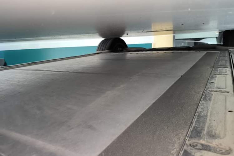 Used Li Auto i8 2025 Model Standard Version Right Side Sill