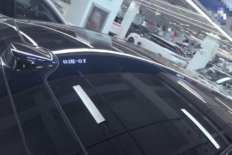 Used Li Auto i8 2025 Model Standard Version Roof