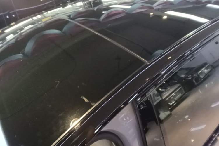 Used Li Auto i8 2025 Model Standard Version Roof