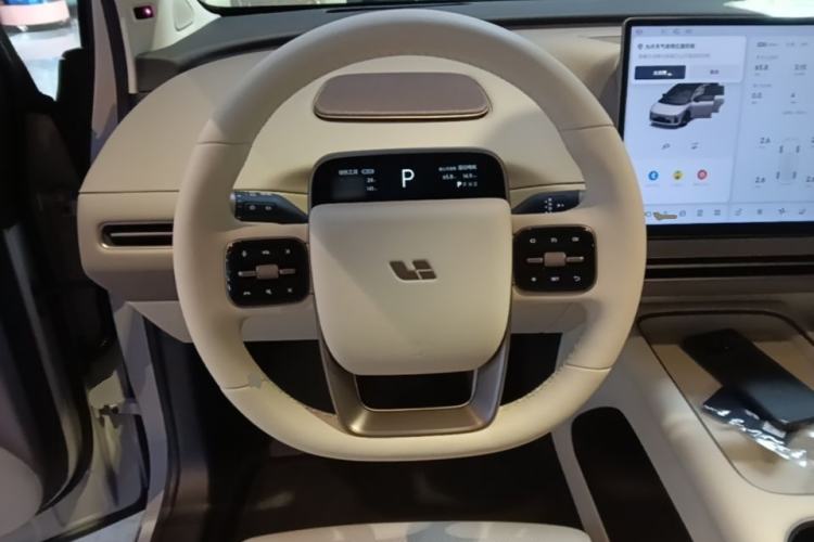 Used Li Auto i8 2025 Model Standard Version Steering Wheel