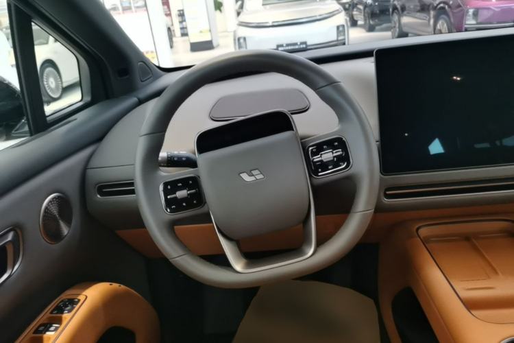 Used Li Auto i8 2025 Model Standard Version Steering Wheel