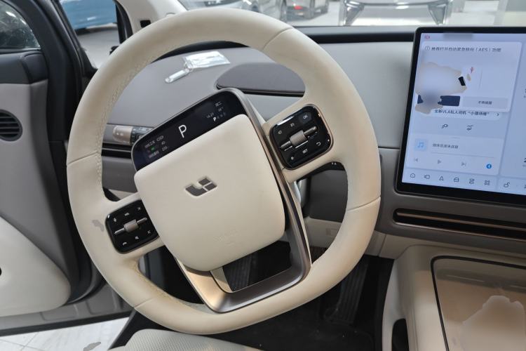 Used Li Auto i8 2025 Model Standard Version Steering Wheel