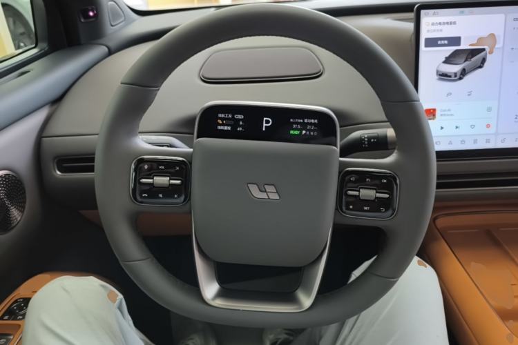 Used Li Auto i8 2025 Model Standard Version Steering Wheel