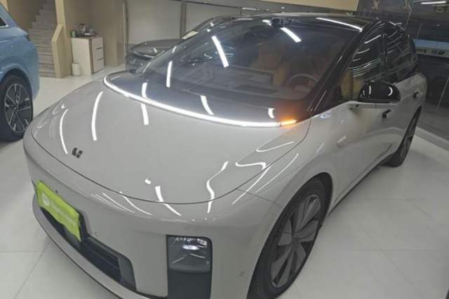 Used Li Auto i8 2025 Model Standard Version