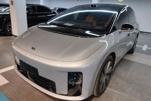 Used Li Auto i8 2025 Model Standard Version