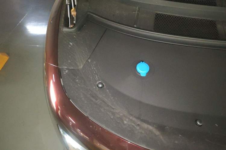 Used Li Auto i8 2025 Model Standard Version Engine Bay Right
