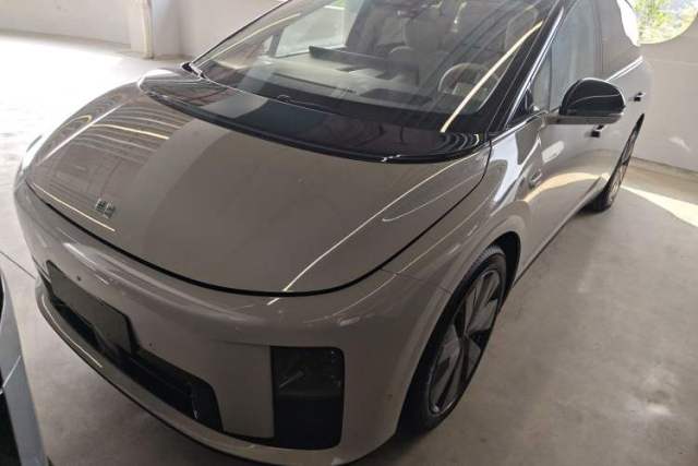 Used Li Auto i8 2025 Model Standard Version
