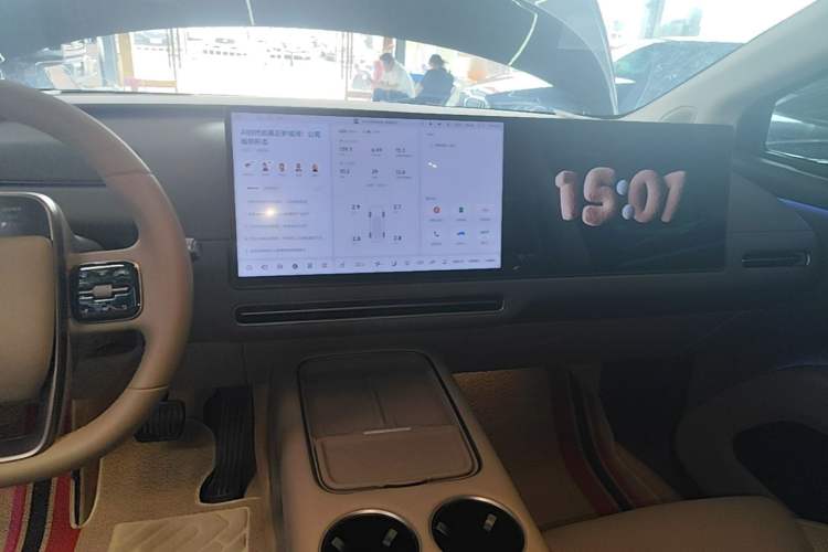 Used Li Auto i8 2025 Model Standard Version Audio And AC Panel