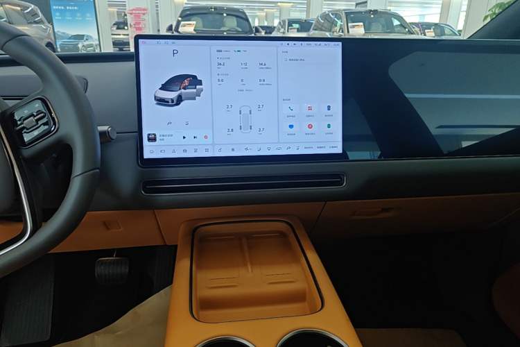 Used Li Auto i8 2025 Model Standard Version Audio And AC Panel