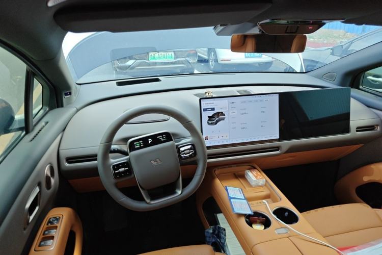 Used Li Auto i8 2025 Model Standard Version Center Console