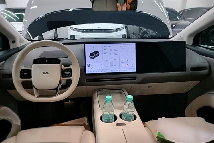 Used Li Auto i8 2025 Model Standard Version Center Console