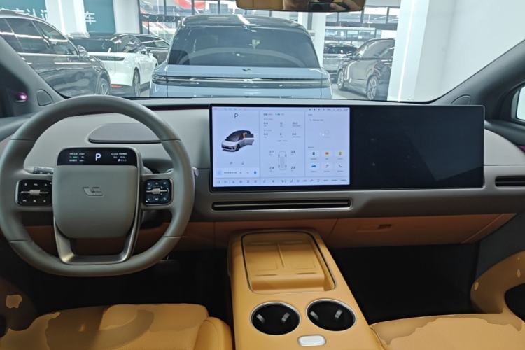 Used Li Auto i8 2025 Model Standard Version Center Console