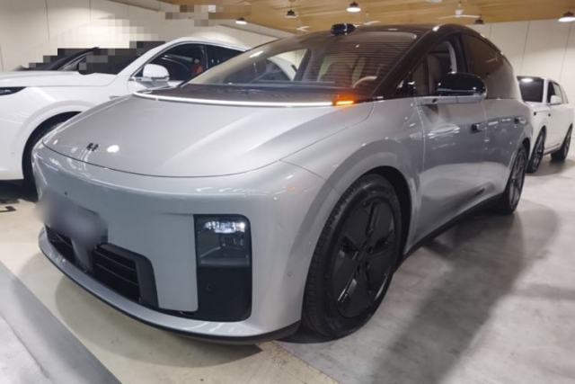 Li Auto i8 2025 Model Standard Version d’occasion