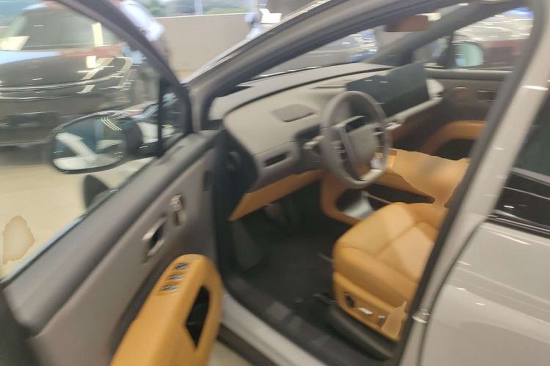 Used Li Auto i8 2025 Model Standard Version Driver Seat