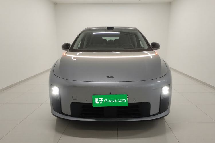 Used Li Auto i8 2025 Model Standard Version Exterior 1