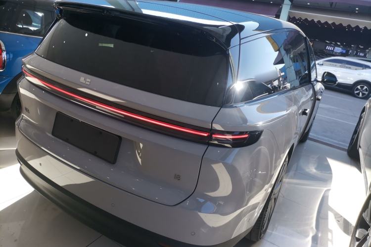 Used Li Auto i8 2025 Model Standard Version Exterior 5