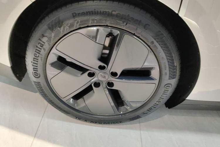 Used Li Auto i8 2025 Model Standard Version Exterior 5