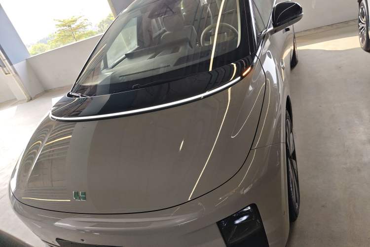 Used Li Auto i8 2025 Model Standard Version Front