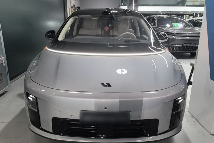 Used Li Auto i8 2025 Model Standard Version Front