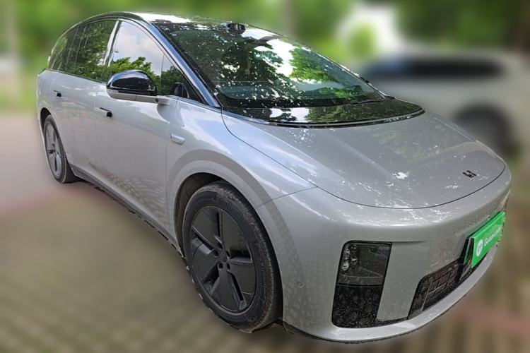 Used Li Auto i8 2025 Model Standard Version Front Right 45 Deg