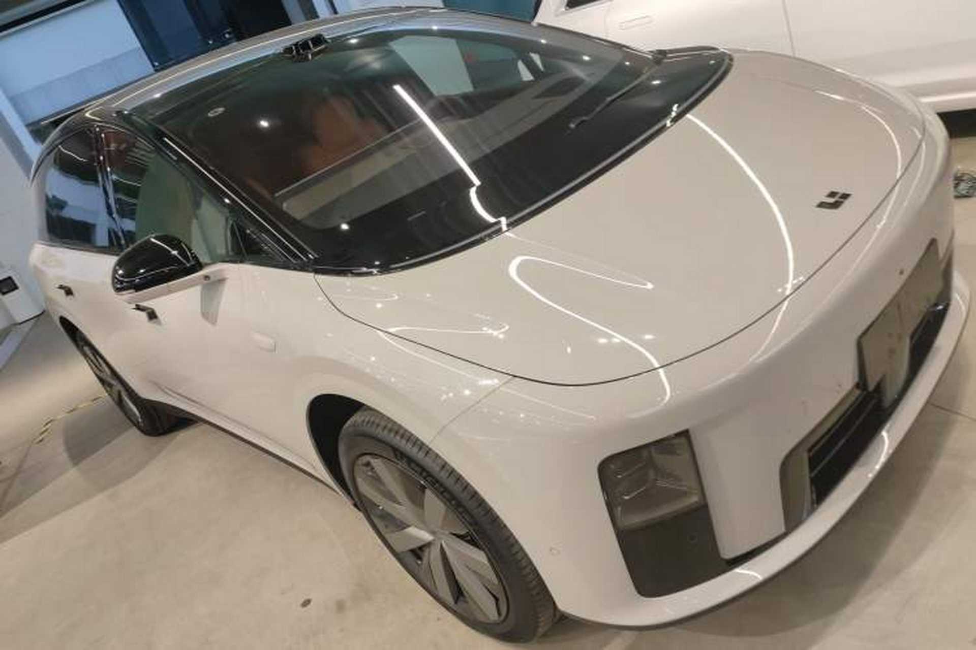 Used Li Auto i8 2025 Model Standard Version Front Right 45 Deg