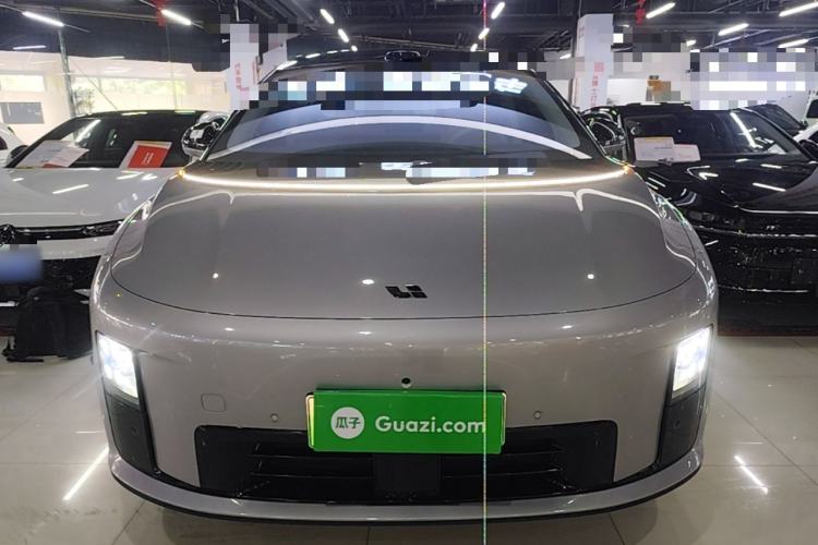 Used Li Auto i8 2025 Model Standard Version Front