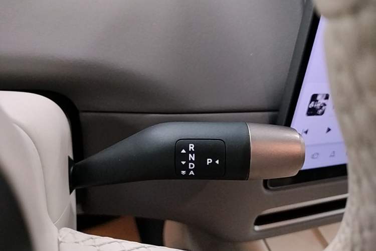 Used Li Auto i8 2025 Model Standard Version Gear Lever