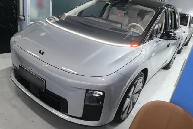 Used Li Auto i8 2025 Model Standard Version