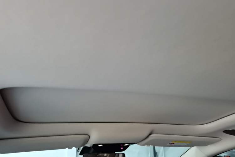 Used Li Auto i8 2025 Model Standard Version Headliner