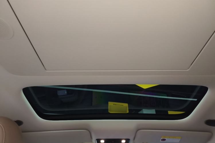 Used Li Auto i8 2025 Model Standard Version Headliner
