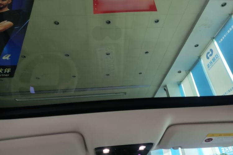 Used Li Auto i8 2025 Model Standard Version Headliner